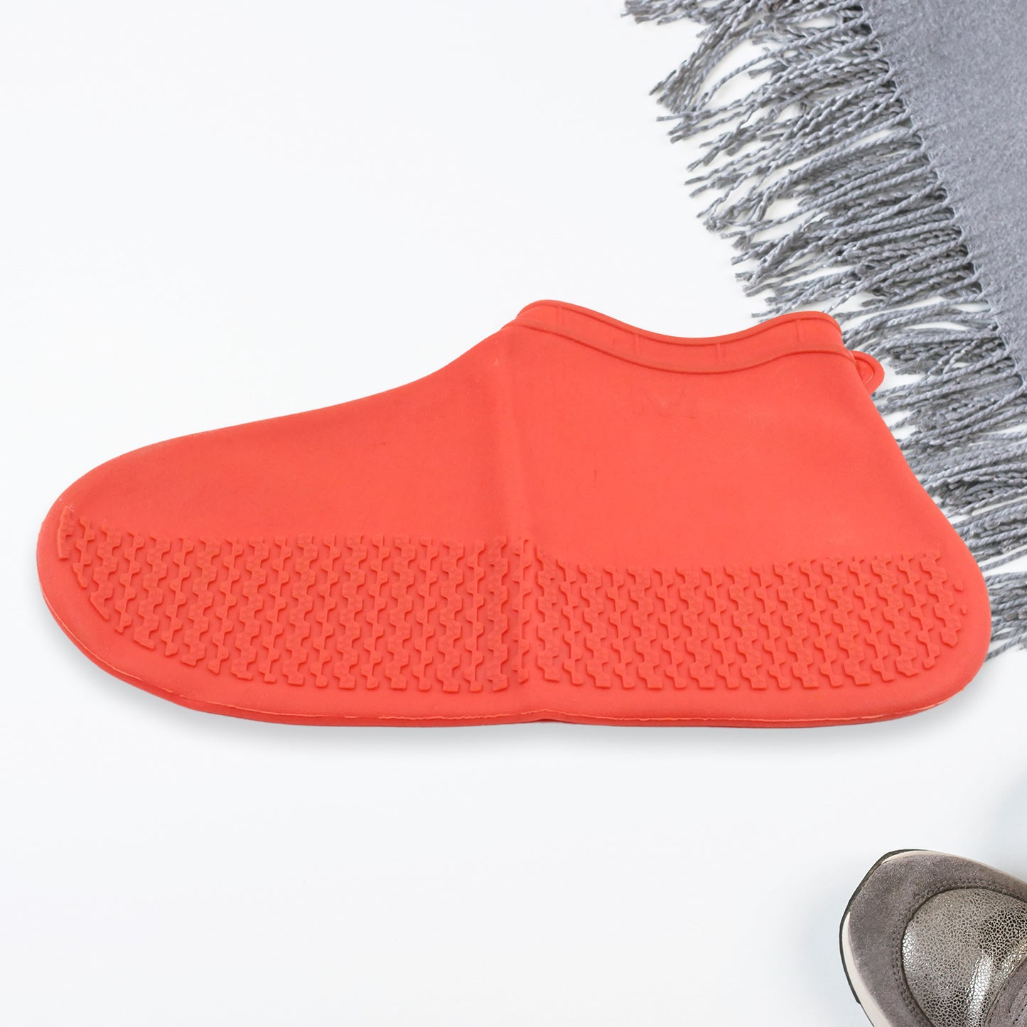 17985 Non-slip Silicone Rain Reusable Anti Skid Waterproof Fordable Boot Shoe Cover (Medium Size 1 Pair Red)