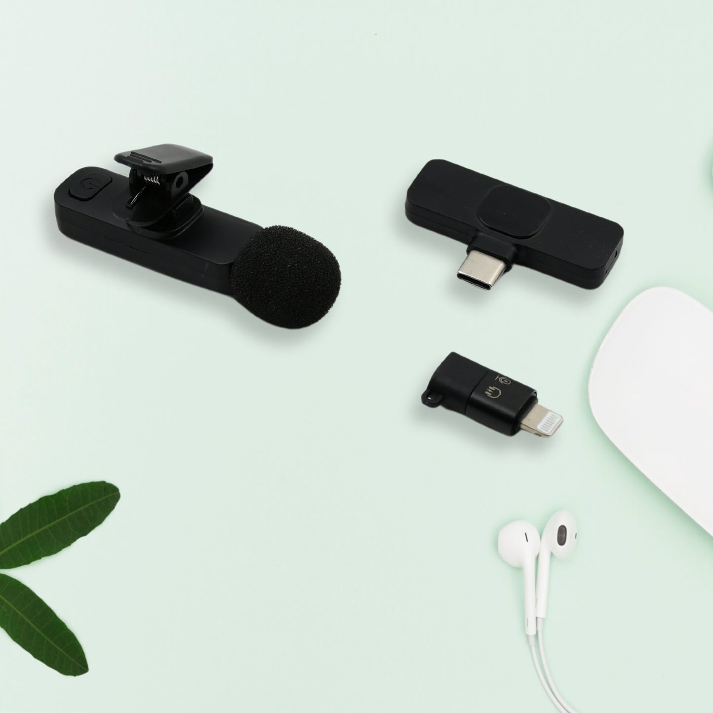 Intelligent Noise Cancelling Live Streaming Clip On Microphone For Type-c  & iphone With Charging, Mini Wireless Lapel Collar Microphone